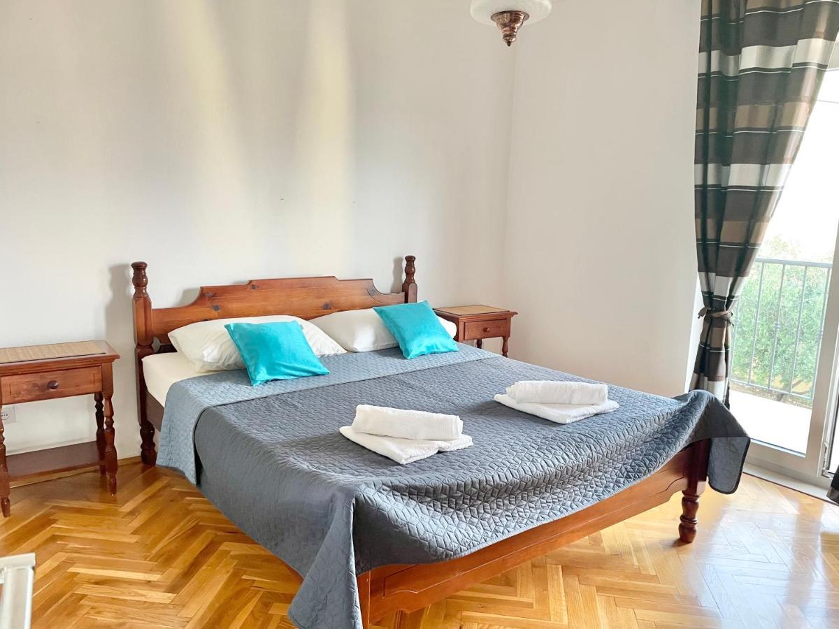 Apartmani Mateo Omis Luaran gambar