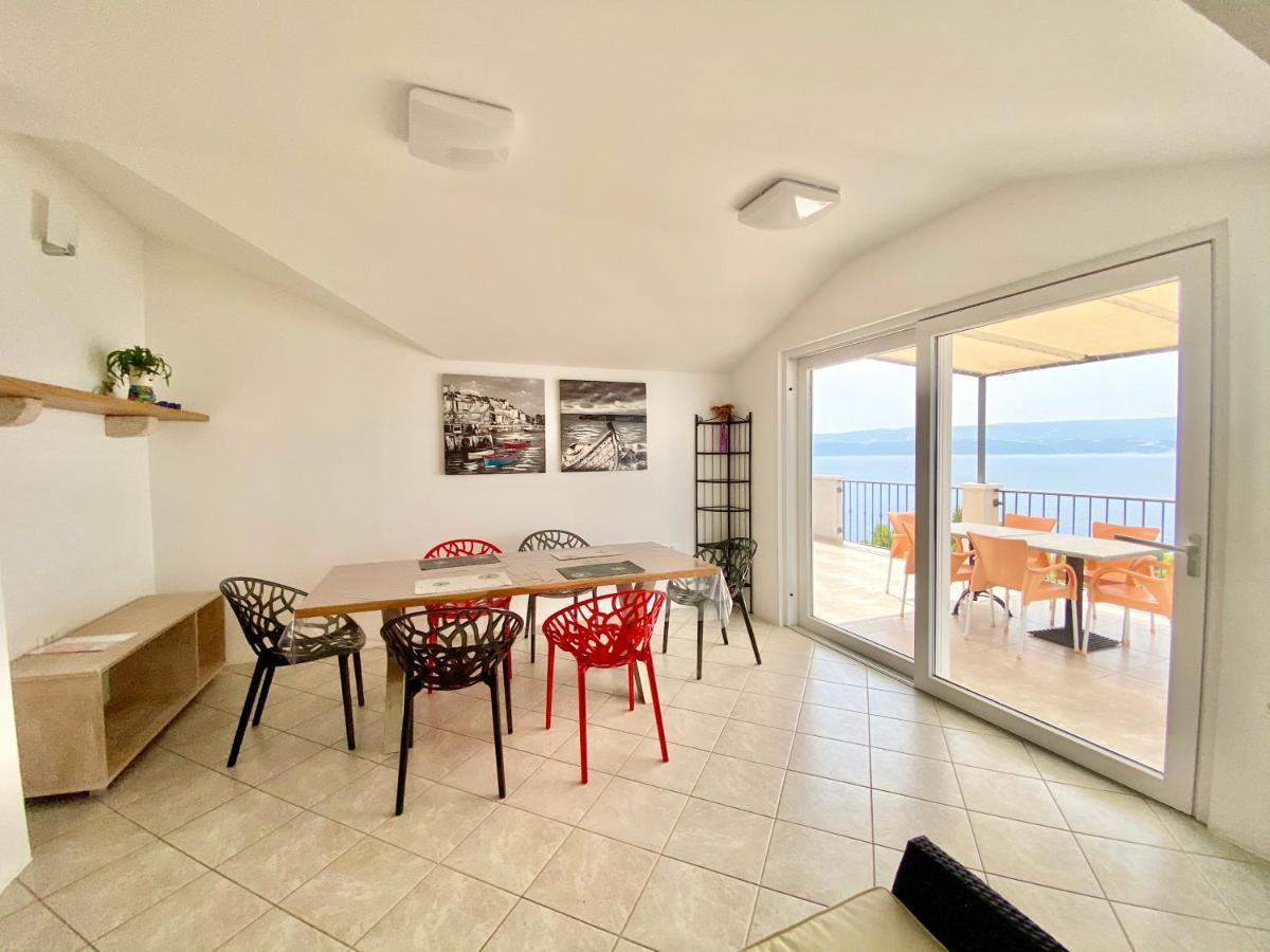 Apartmani Mateo Omis Luaran gambar