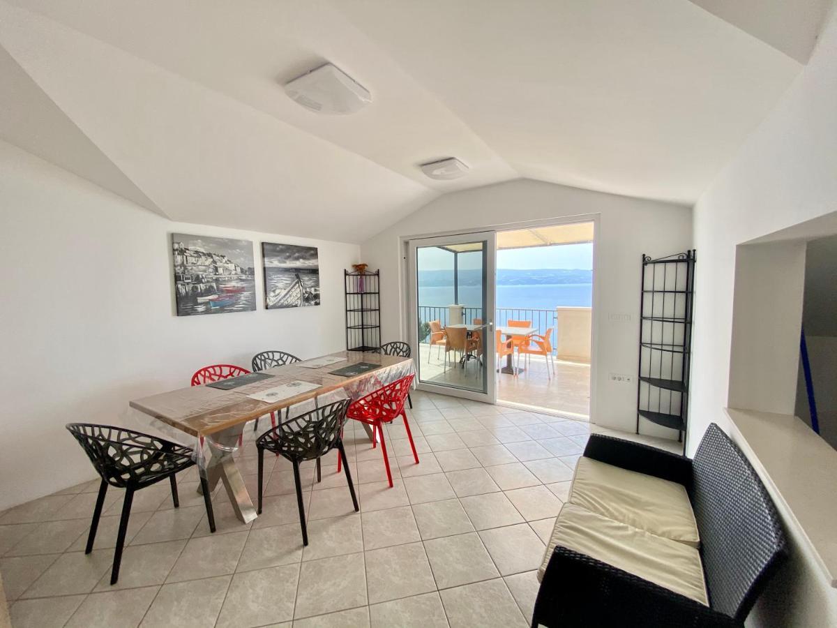 Apartmani Mateo Omis Luaran gambar